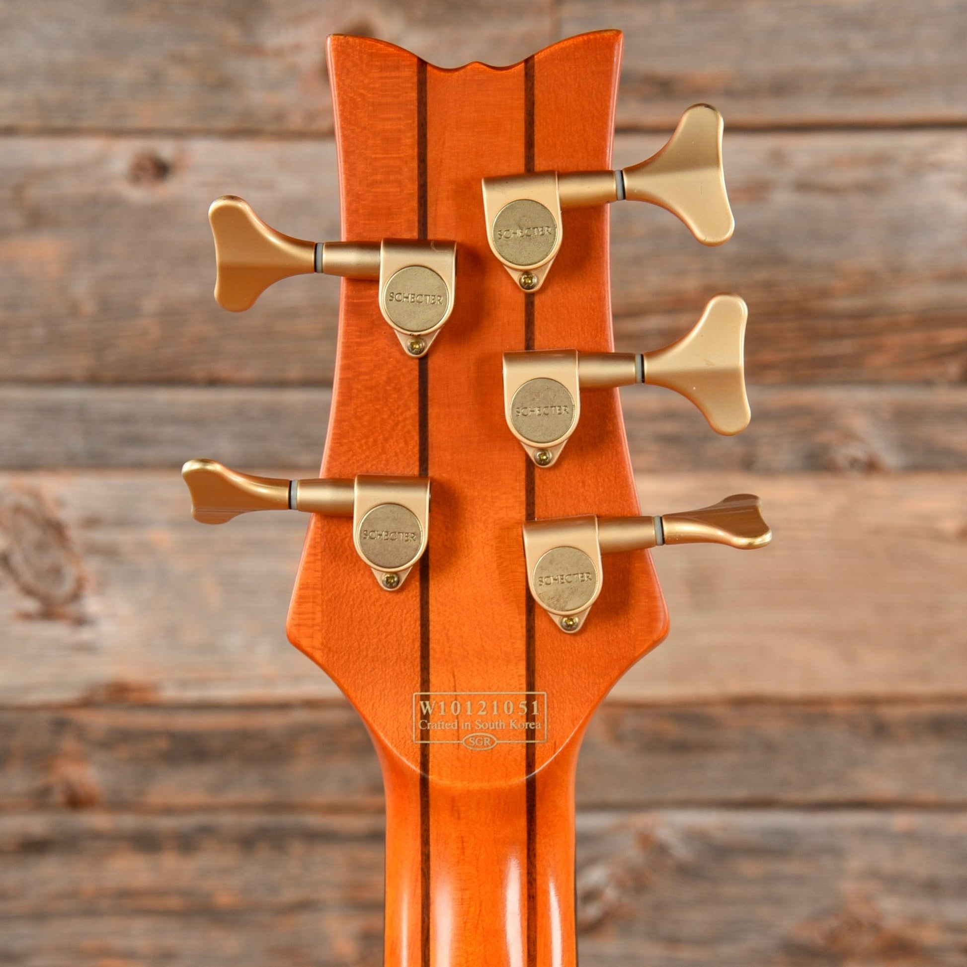 Schecter Stiletto Studio 5 Honey Satin 2010 Bass Guitars / 5-String or More