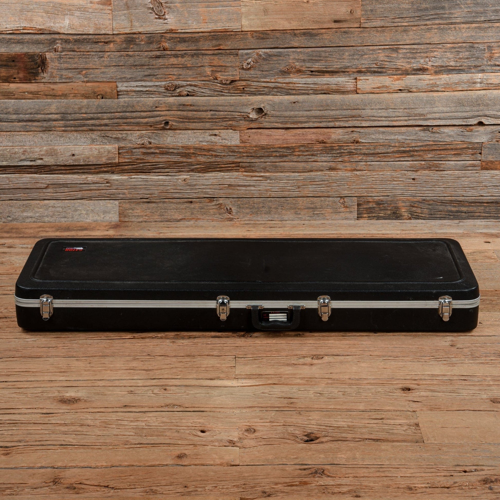 Schecter Stiletto Studio 5 Honey Satin 2010 Bass Guitars / 5-String or More