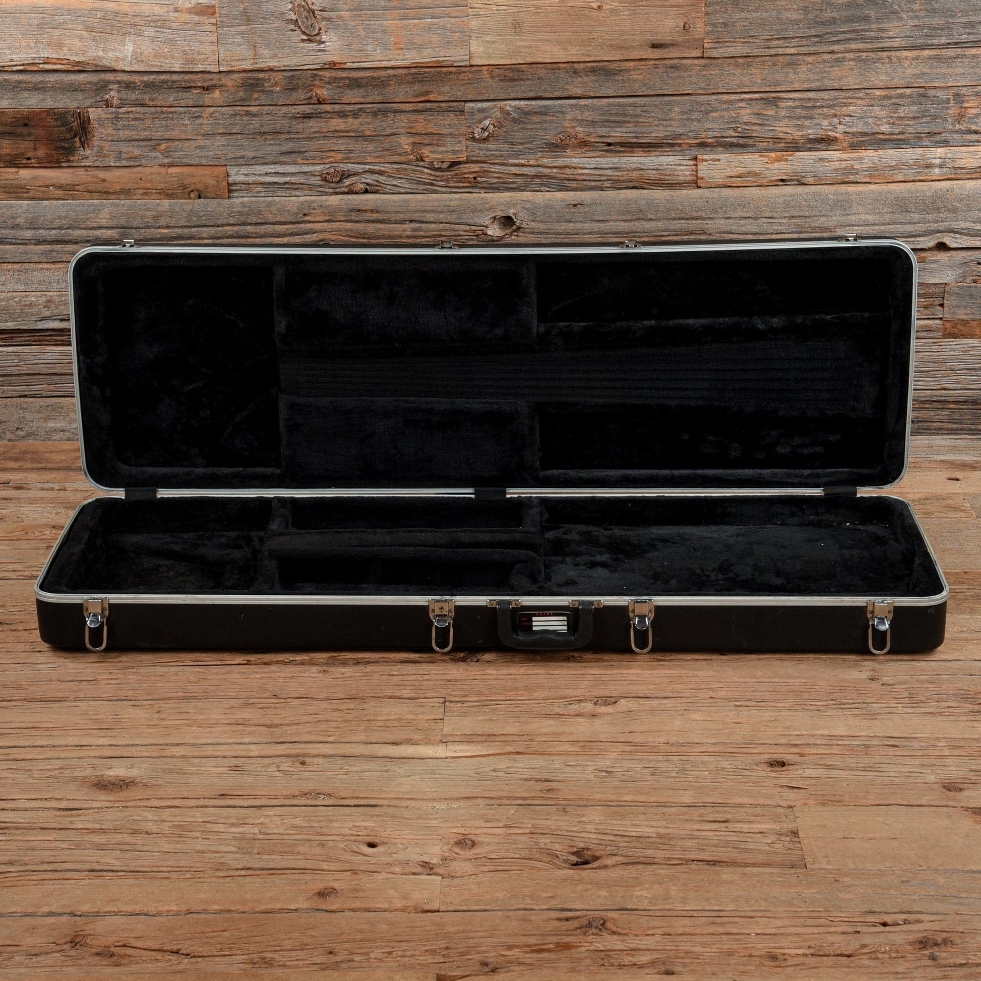 Schecter Stiletto Studio 5 Honey Satin 2010 Bass Guitars / 5-String or More