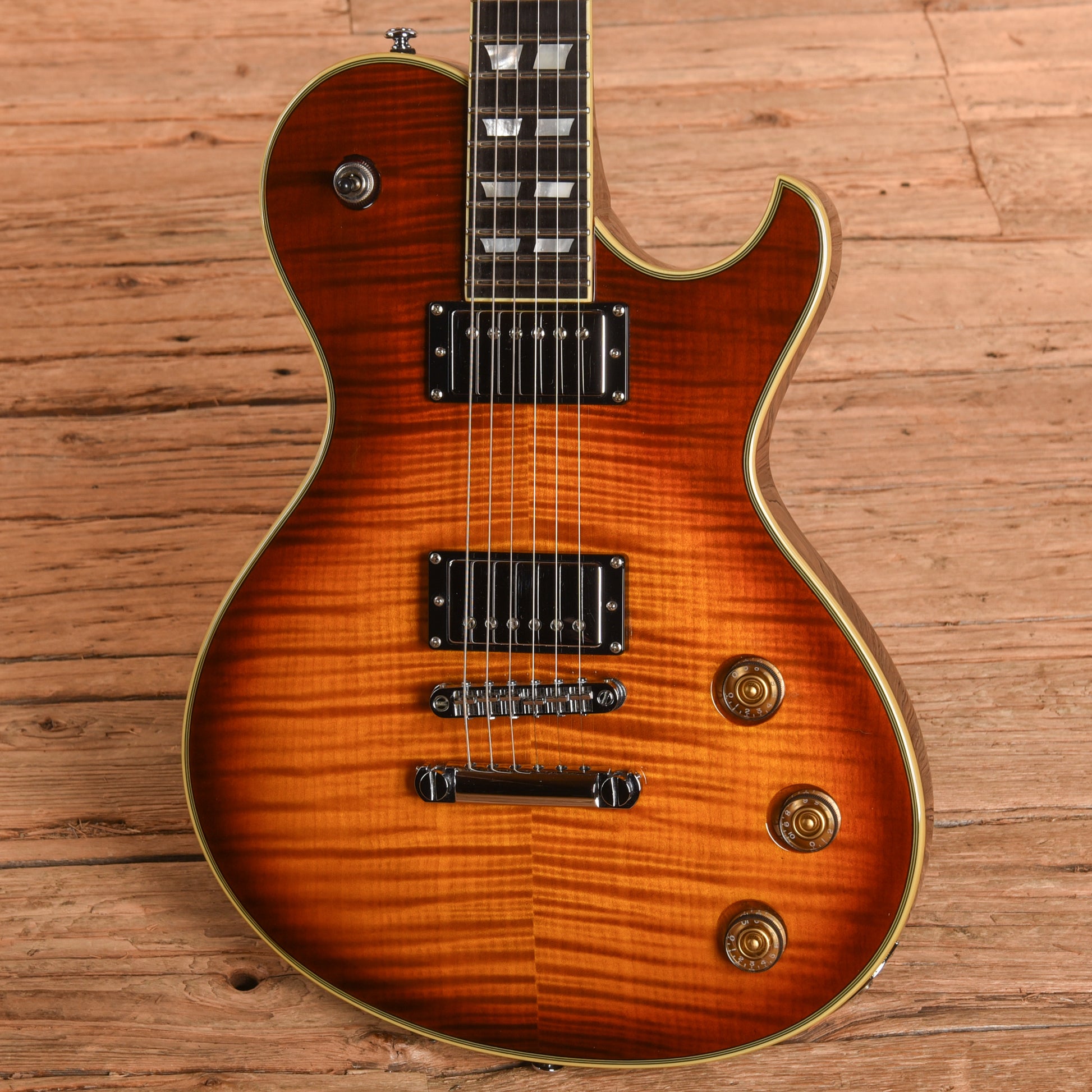 Schecter Solo-6 Custom Sunburst 2011 Electric Guitars