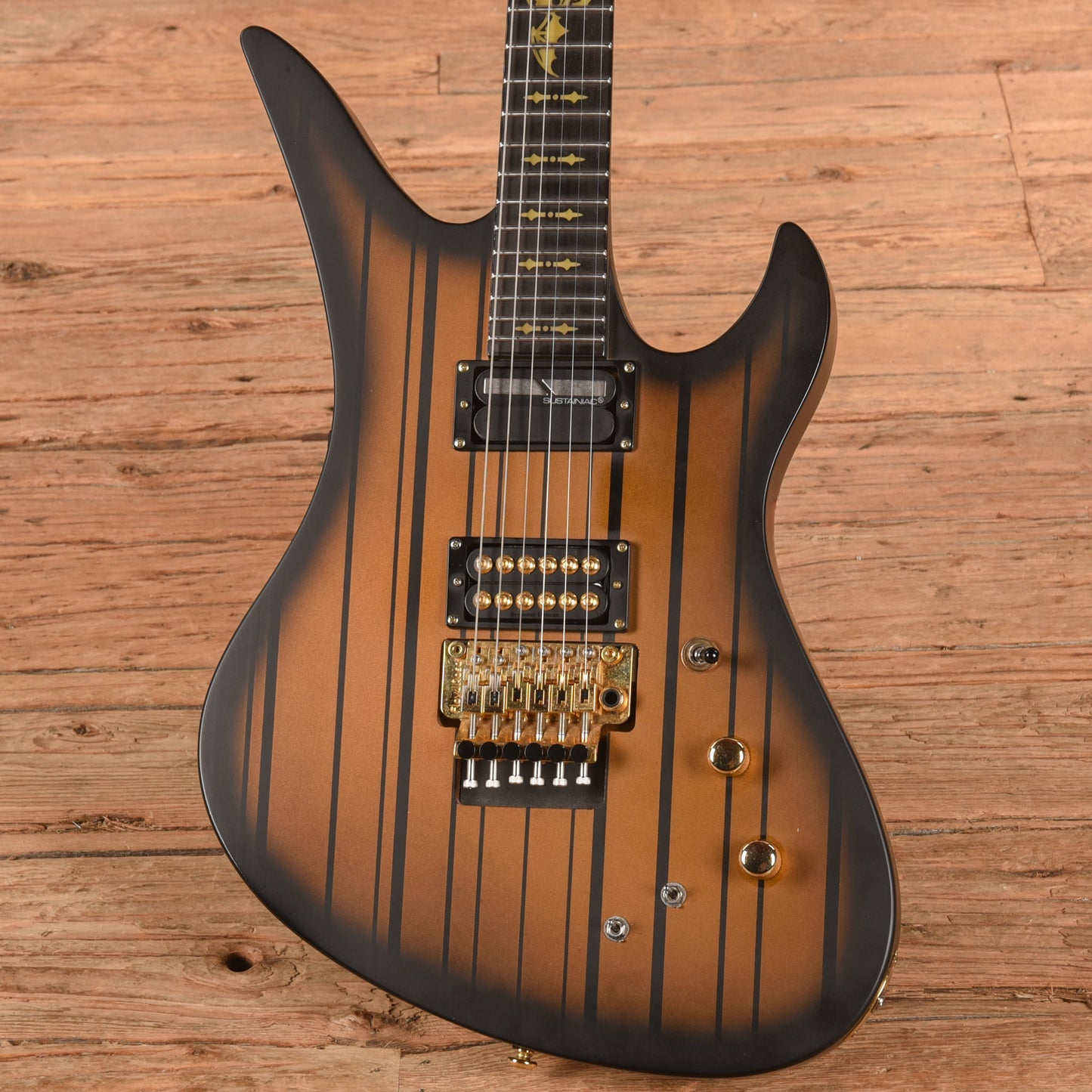 Schecter Synyster Gates Signature Synyster Custom-S Sustainiac Black/Gold Electric Guitars