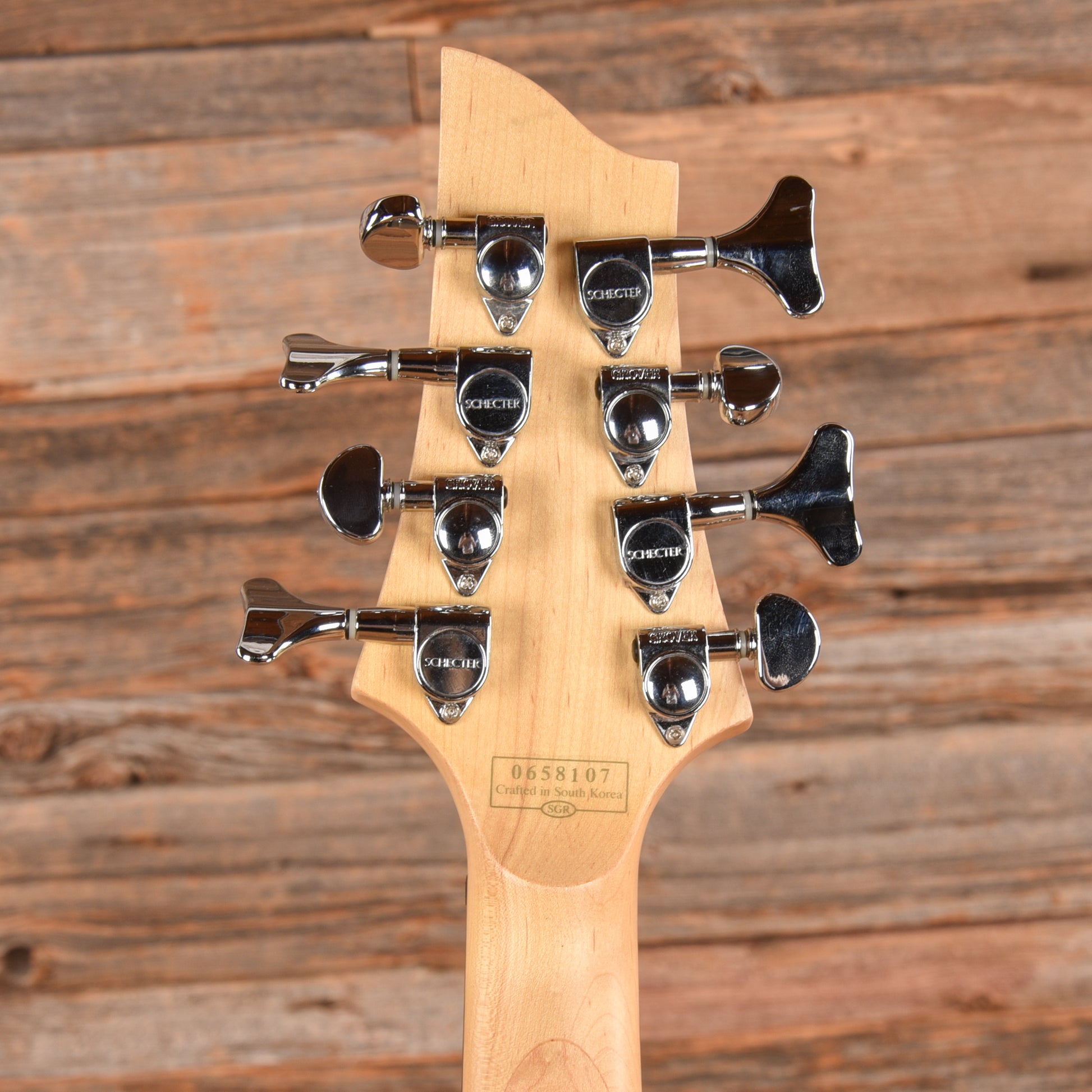 Schecter Omen-8 Electric Guitars / Solid Body