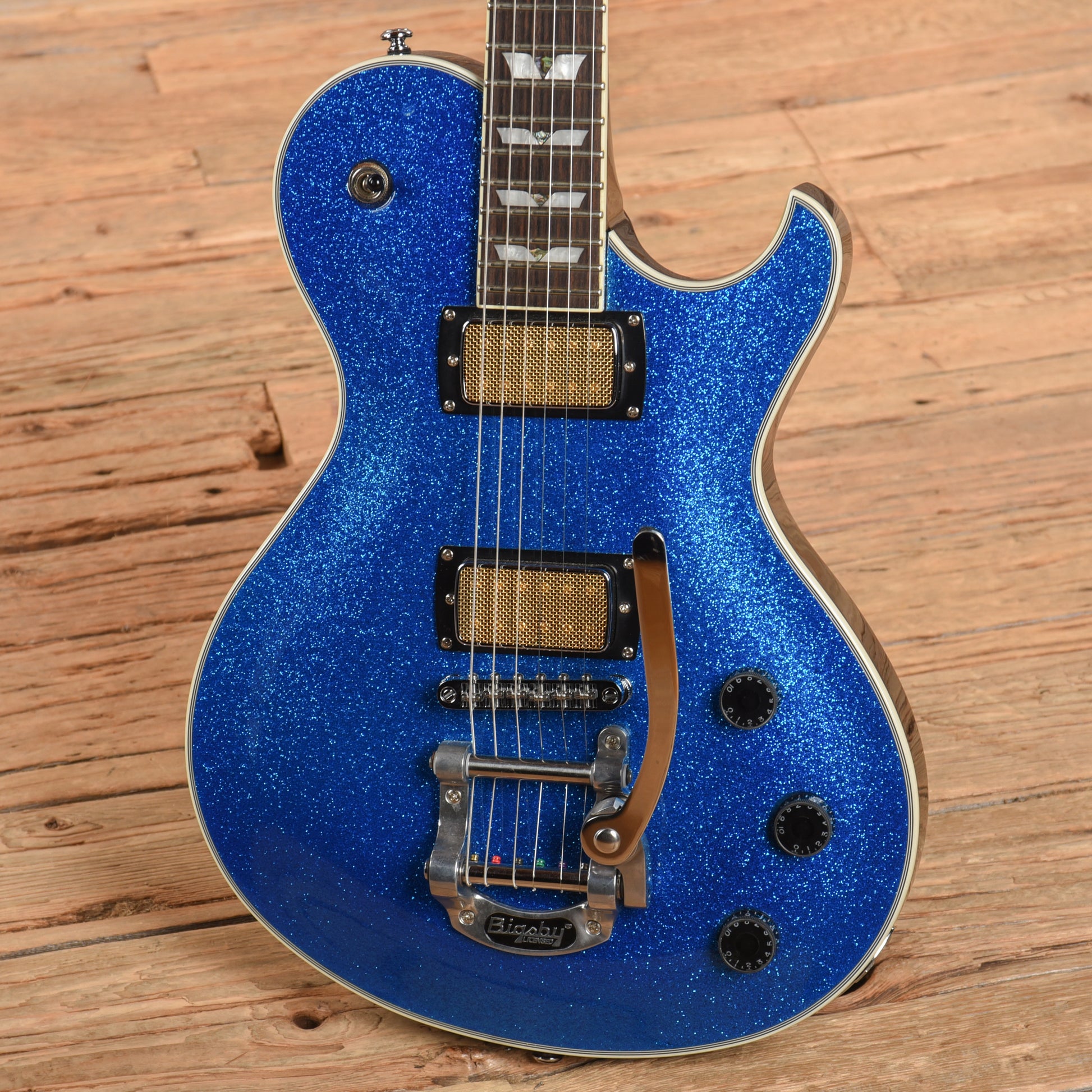 Schecter Solo-6B Blue Sparkle 2017 Electric Guitars / Solid Body