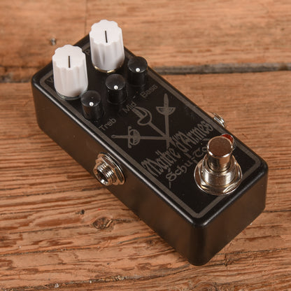 Schu-Tone Maitre d'Armes Effect Pedals