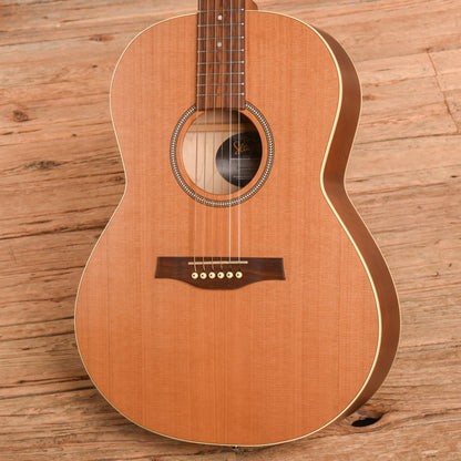 Seagull Coastline Folk Cedar Natural Acoustic Guitars / Concert