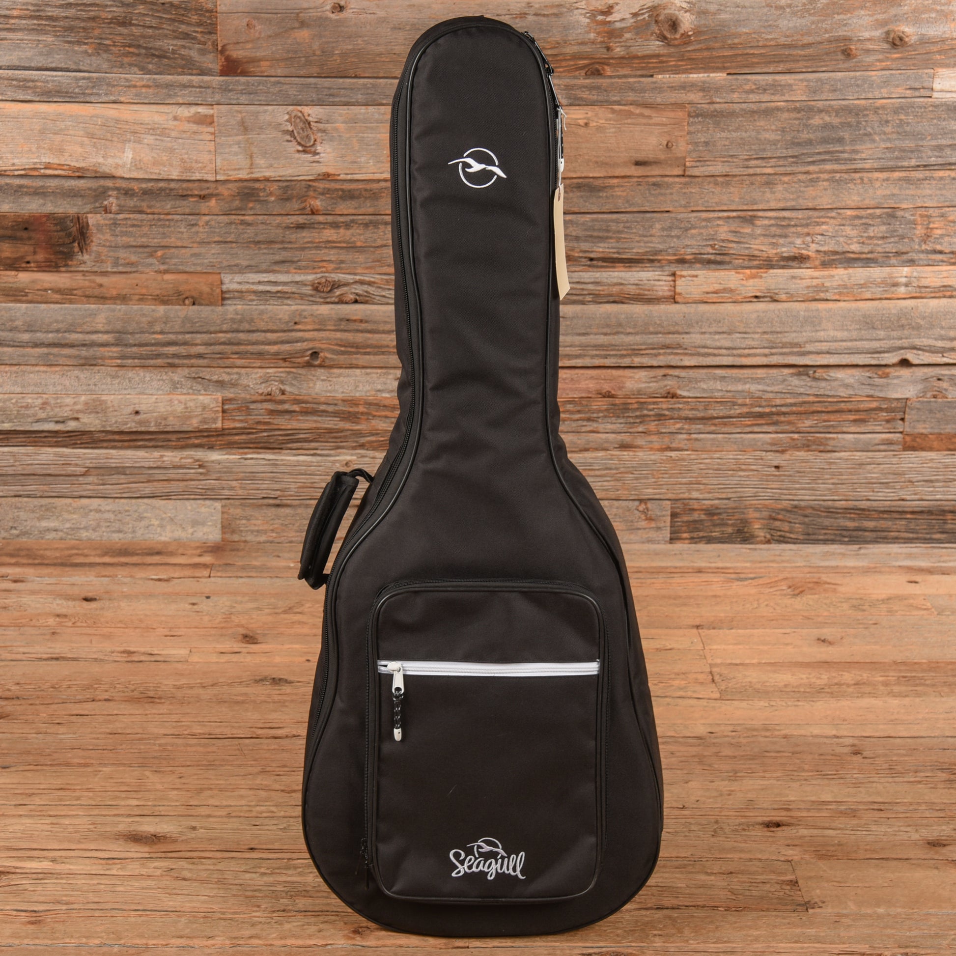 Seagull Coastline Folk Cedar Natural Acoustic Guitars / Concert