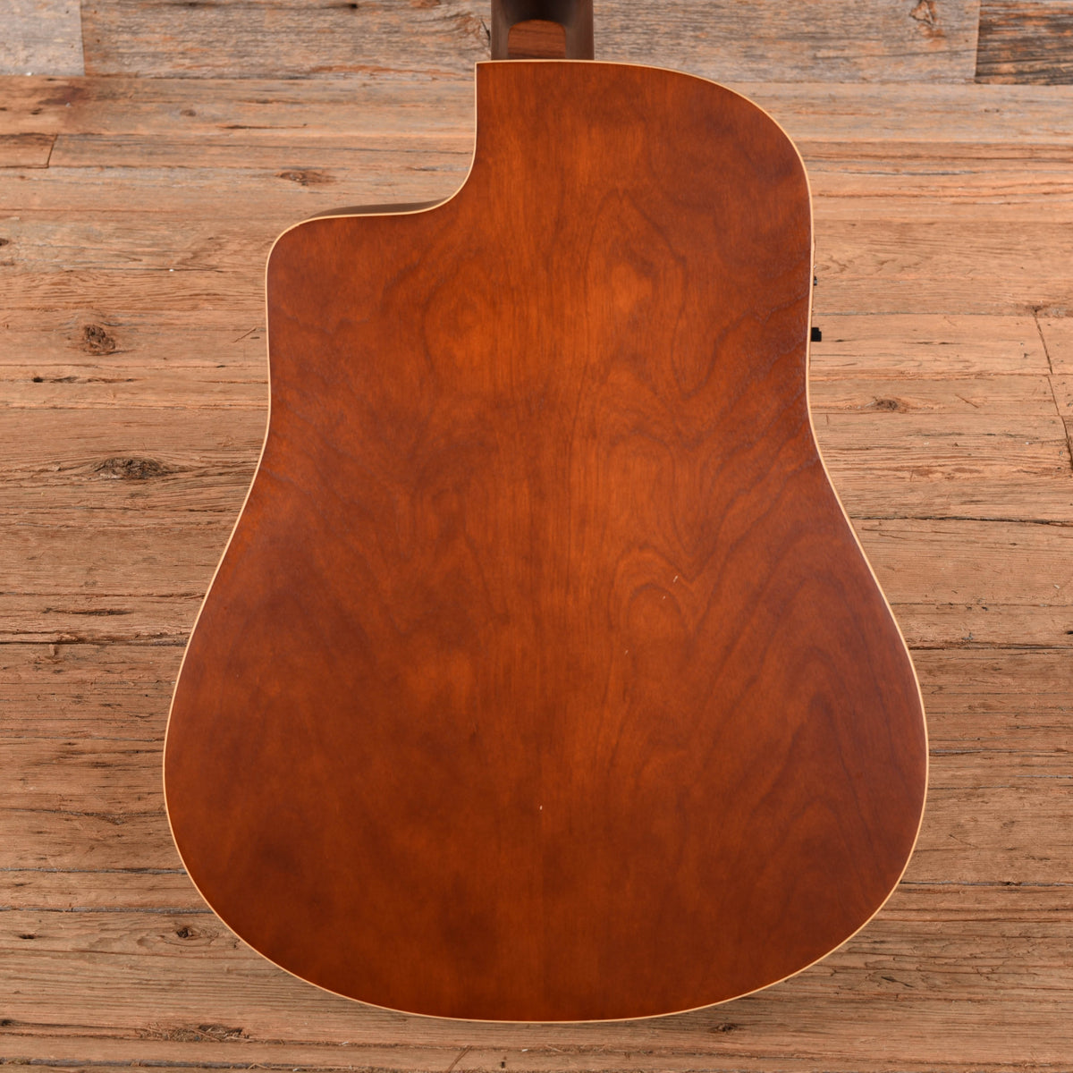 Seagull S6+ CW Tobacco Sunburst Acoustic Guitars