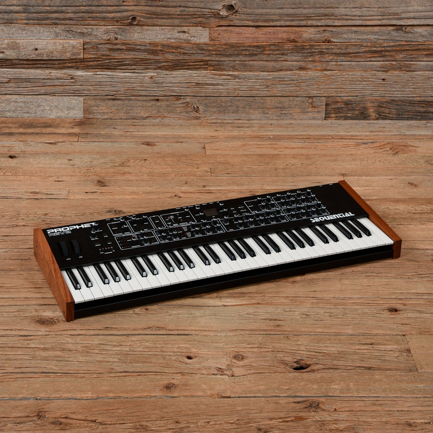 Sequential Circuits Prophet Rev2 61-Key 16-Voice Polyphonic Synthesizer Keyboards and Synths / Synths / Analog Synths