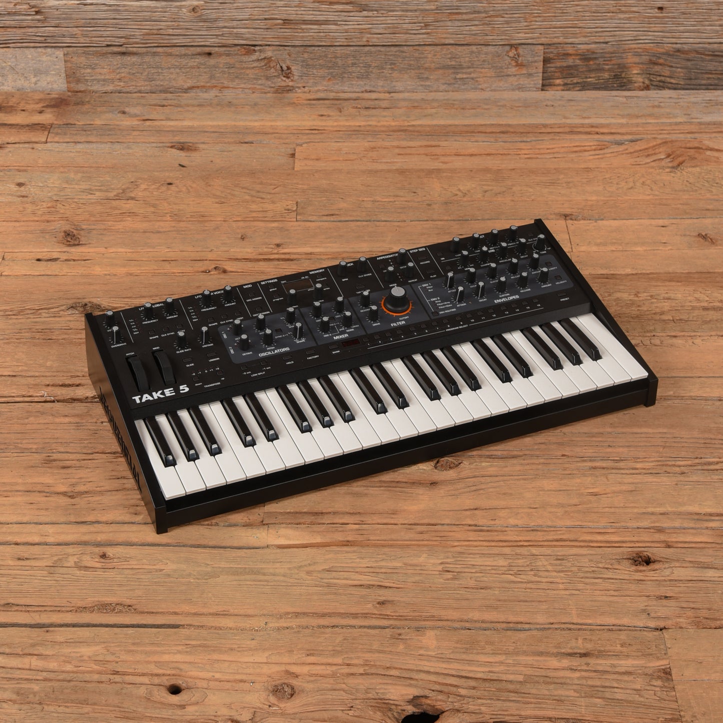 Sequential Circuits Take 5 44-Key 5-Voice Compact Polyphonic Synthesizer Keyboards and Synths / Synths / Digital Synths