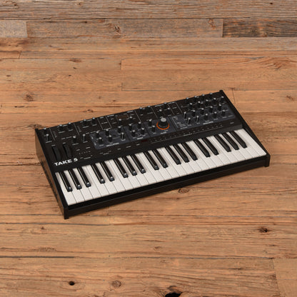 Sequential Circuits Take 5 44-Key 5-Voice Compact Polyphonic Synthesizer Keyboards and Synths / Synths / Digital Synths