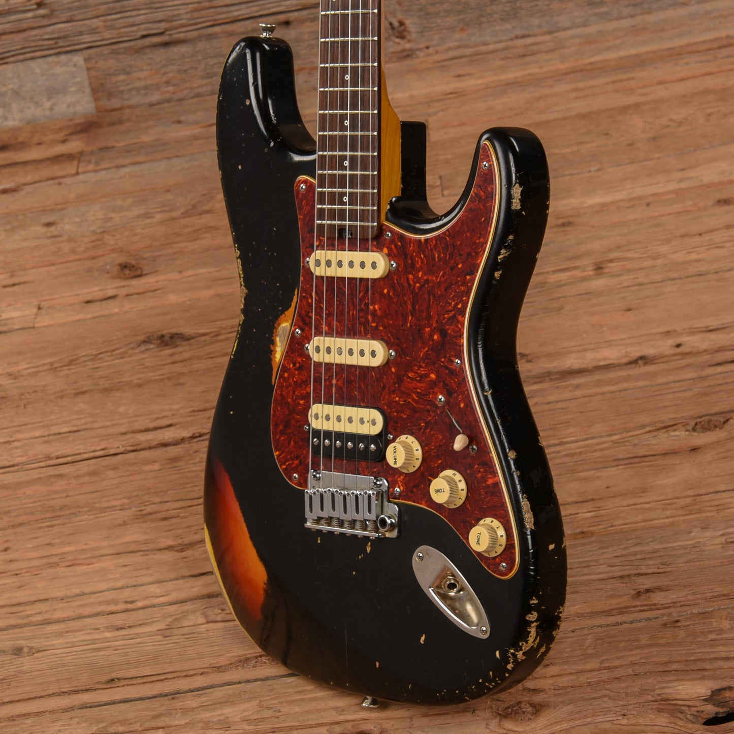 Shabat Lynx HSS Black Over 3-Tone Sunburst Relic 2022 Electric Guitars / Solid Body
