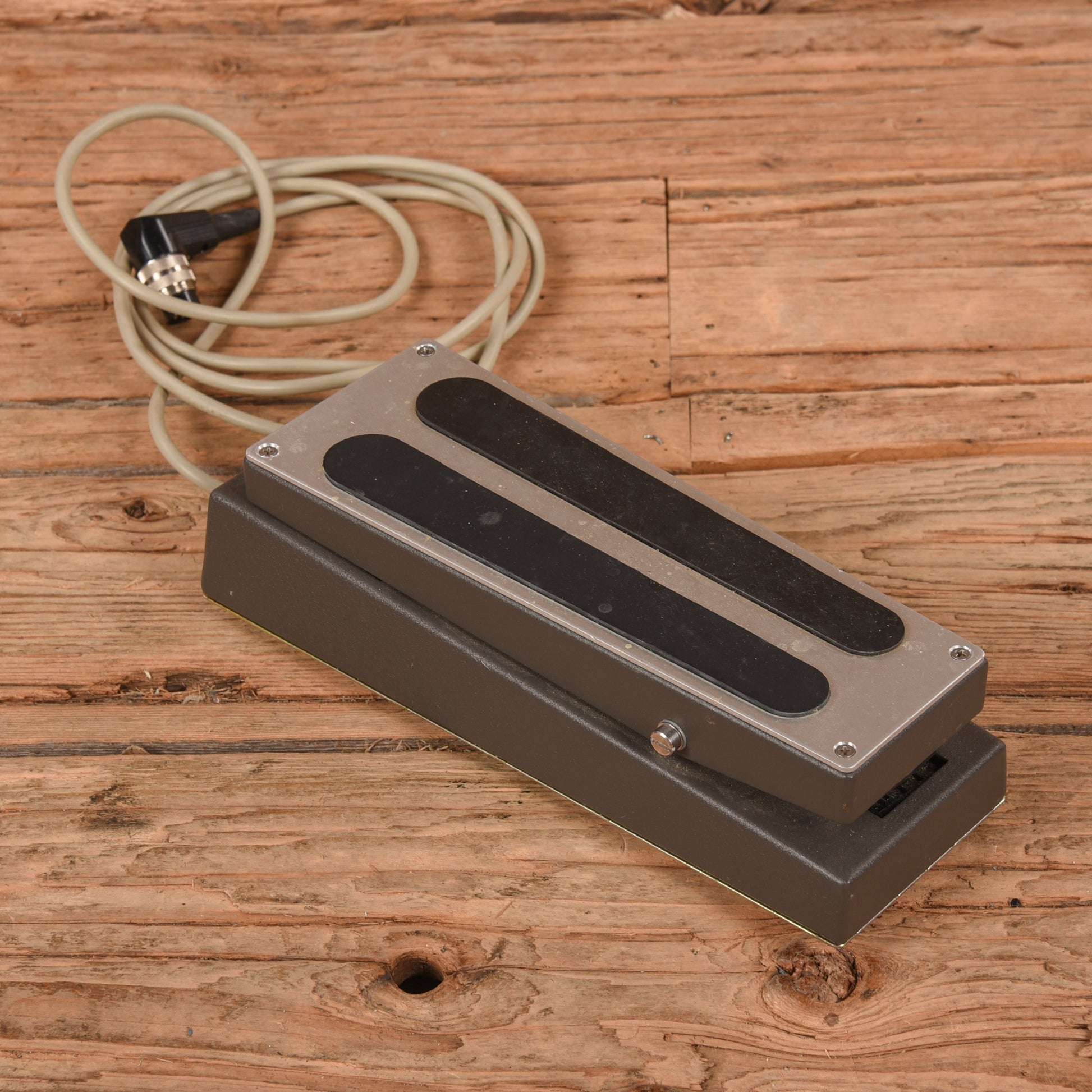 Shin-Ei Vibe-Bro Uni-Vibe Pedal Effects and Pedals / Chorus and Vibrato
