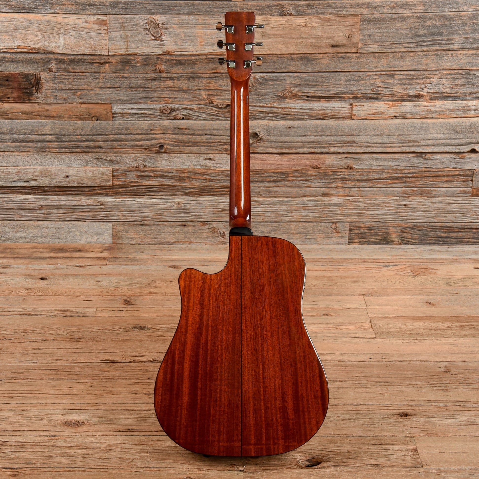 Sigma DM-40 Natural Acoustic Guitars / Dreadnought