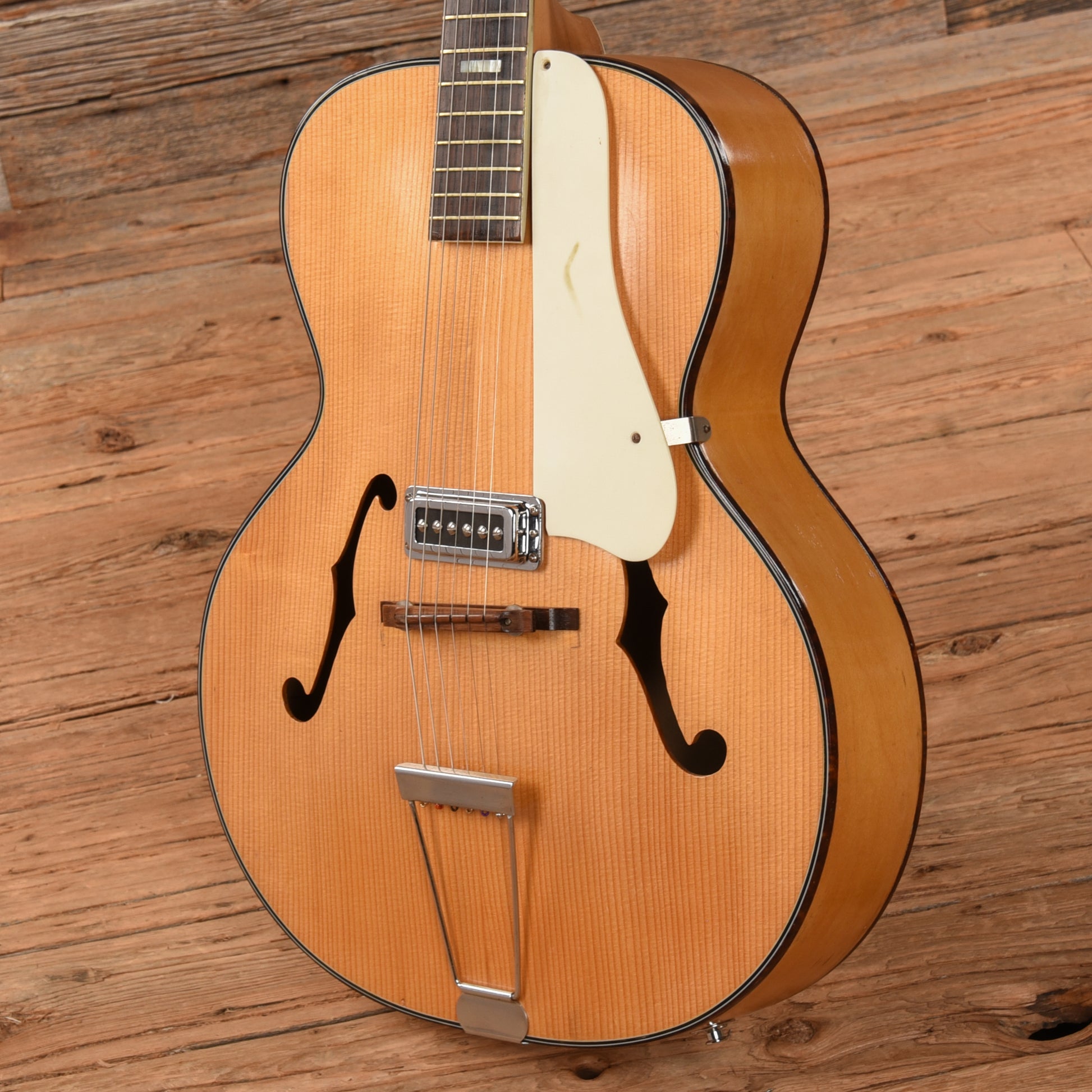 Silvertone Archtop Natural 1950s Acoustic Guitars / Archtop