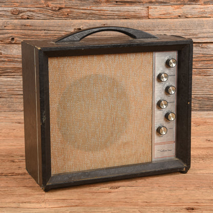 Silvertone 1472 10-Wat 1x12" Guitar Combo Amp  1960s Amps / Guitar Amps / Guitar Cabinets