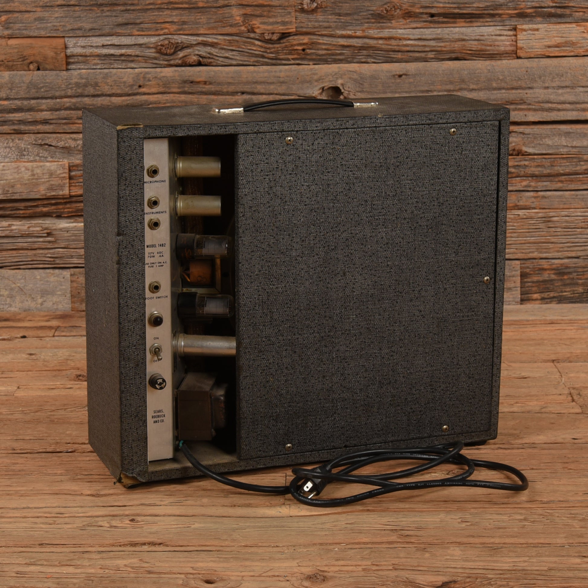 Silvertone 1482 5-Watt 1x12" Guitar Combo  1960s Amps / Guitar Amps / Guitar Cabinets