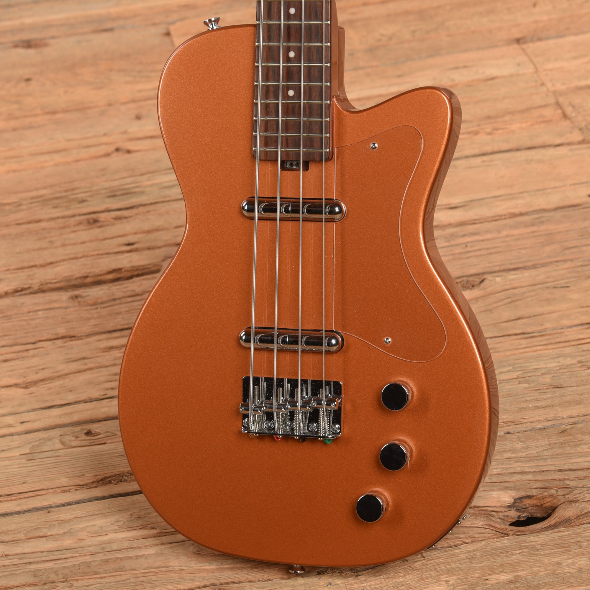 Silvertone 1444 Short Scale Bass Copper Metallic Bass Guitars / 4-String