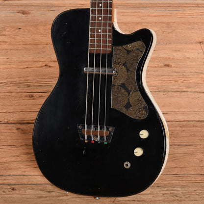 Silvertone 1444 Black 1960s Bass Guitars