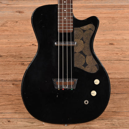 Silvertone 1444 Black 1960s Bass Guitars