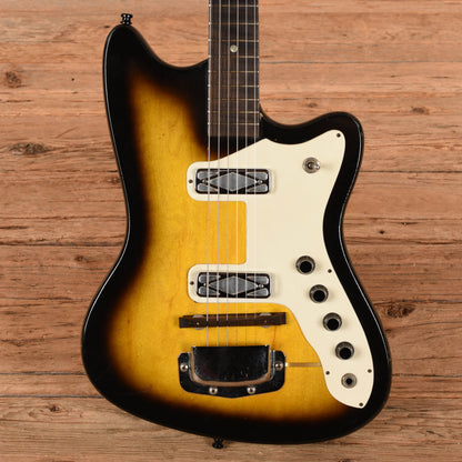 Silvertone 1449 Bobkat Sunburst 1966 Bass Guitars