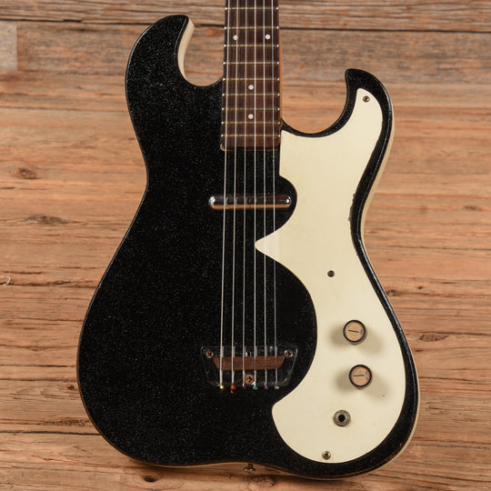 Silvertone 1448 w/ Amp in Case Black 1960s Electric Guitars / Semi-Hollow