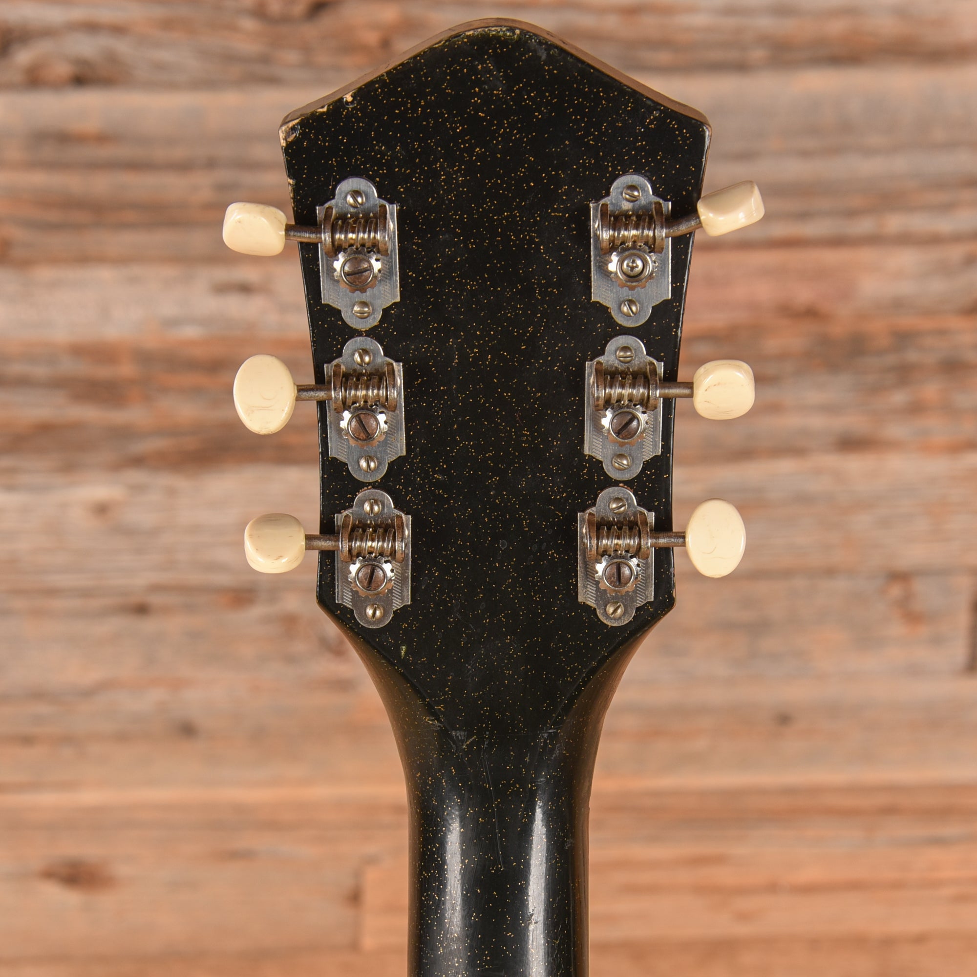 Silvertone 1423 Black 1962 Electric Guitars