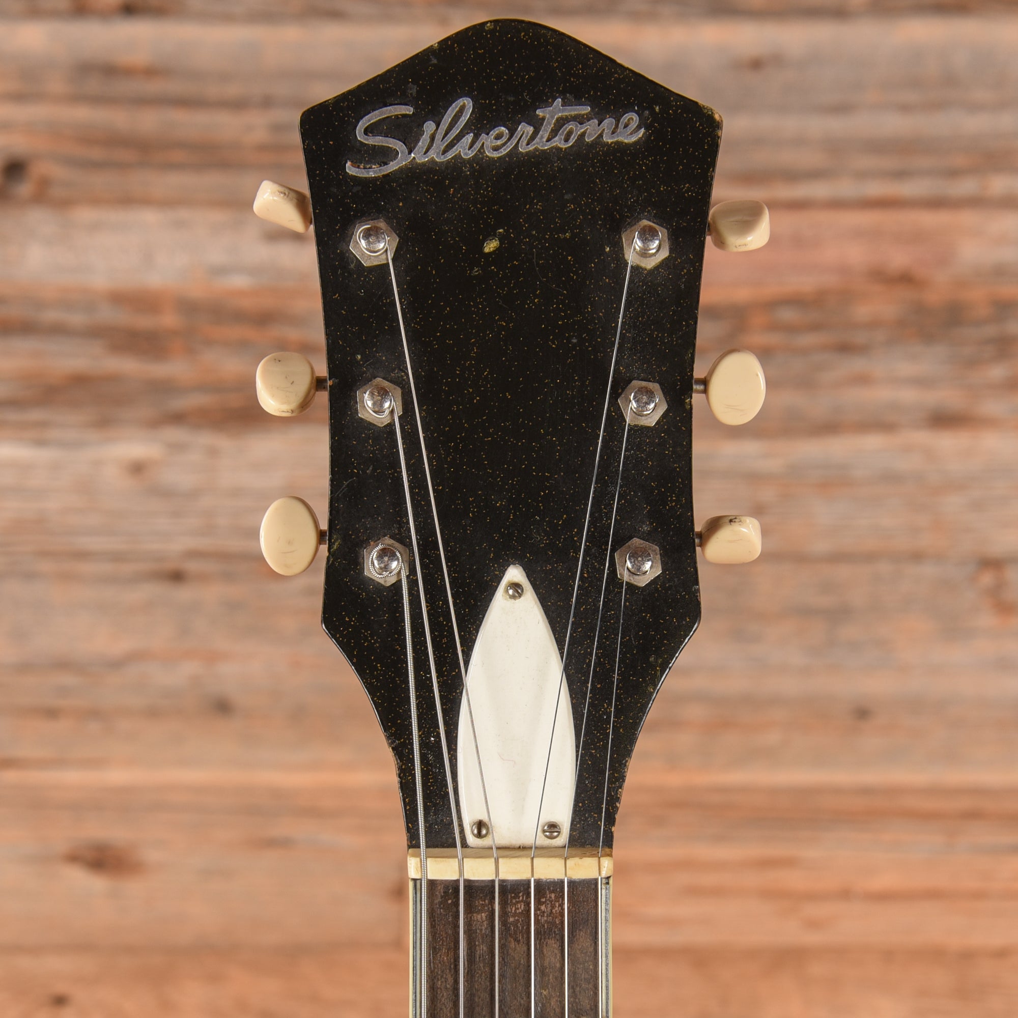 Silvertone 1423 Black 1962 Electric Guitars