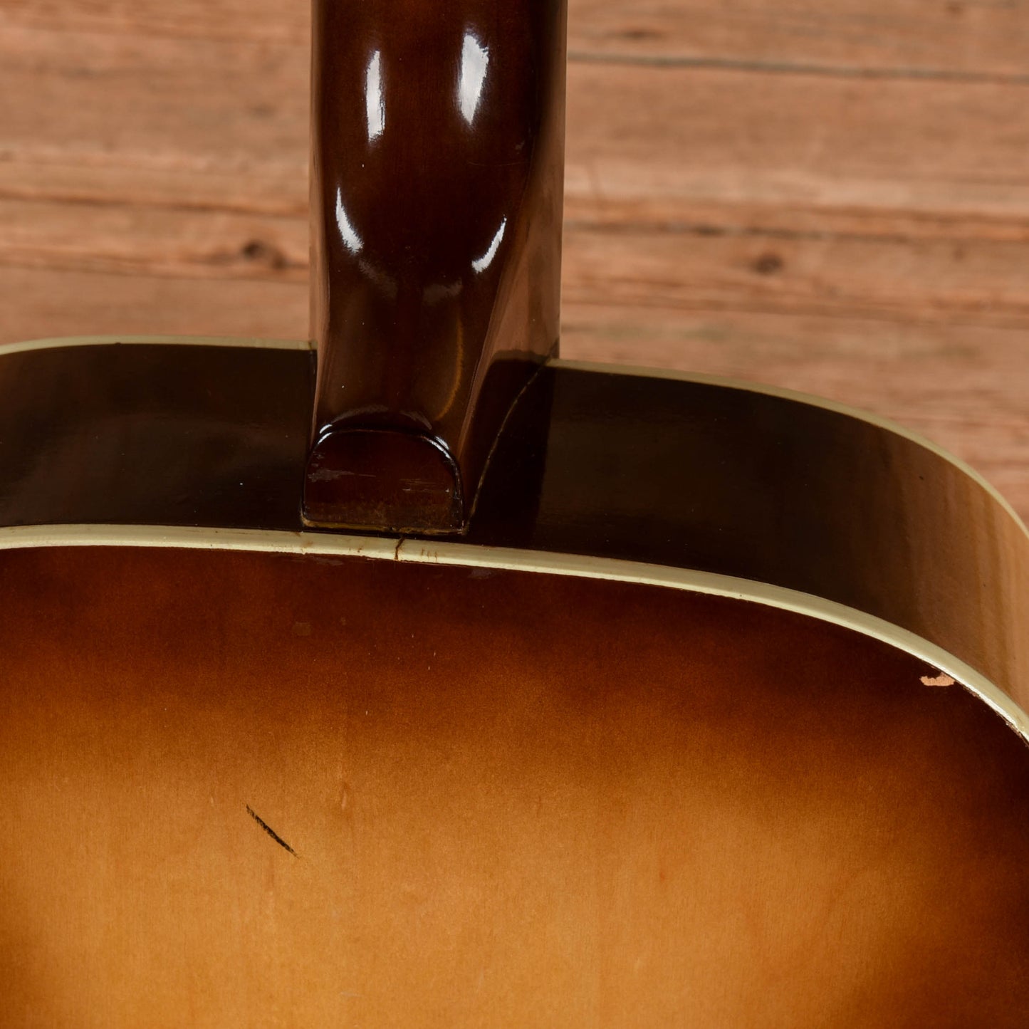 Silvertone 57-619 Sunburst 1960s Electric Guitars
