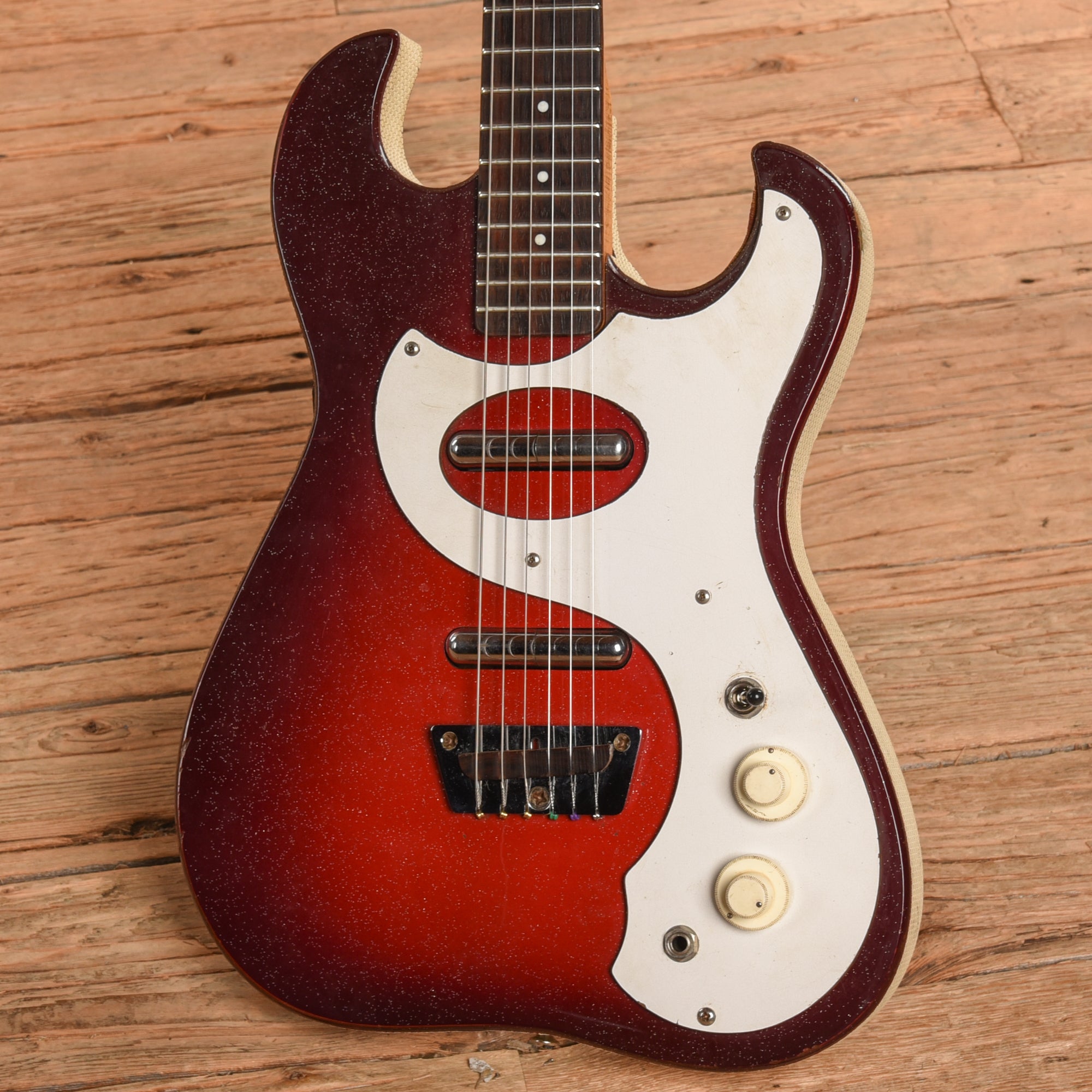 Silvertone 1449/1457 Red Burst 1963 Electric Guitars / Solid Body
