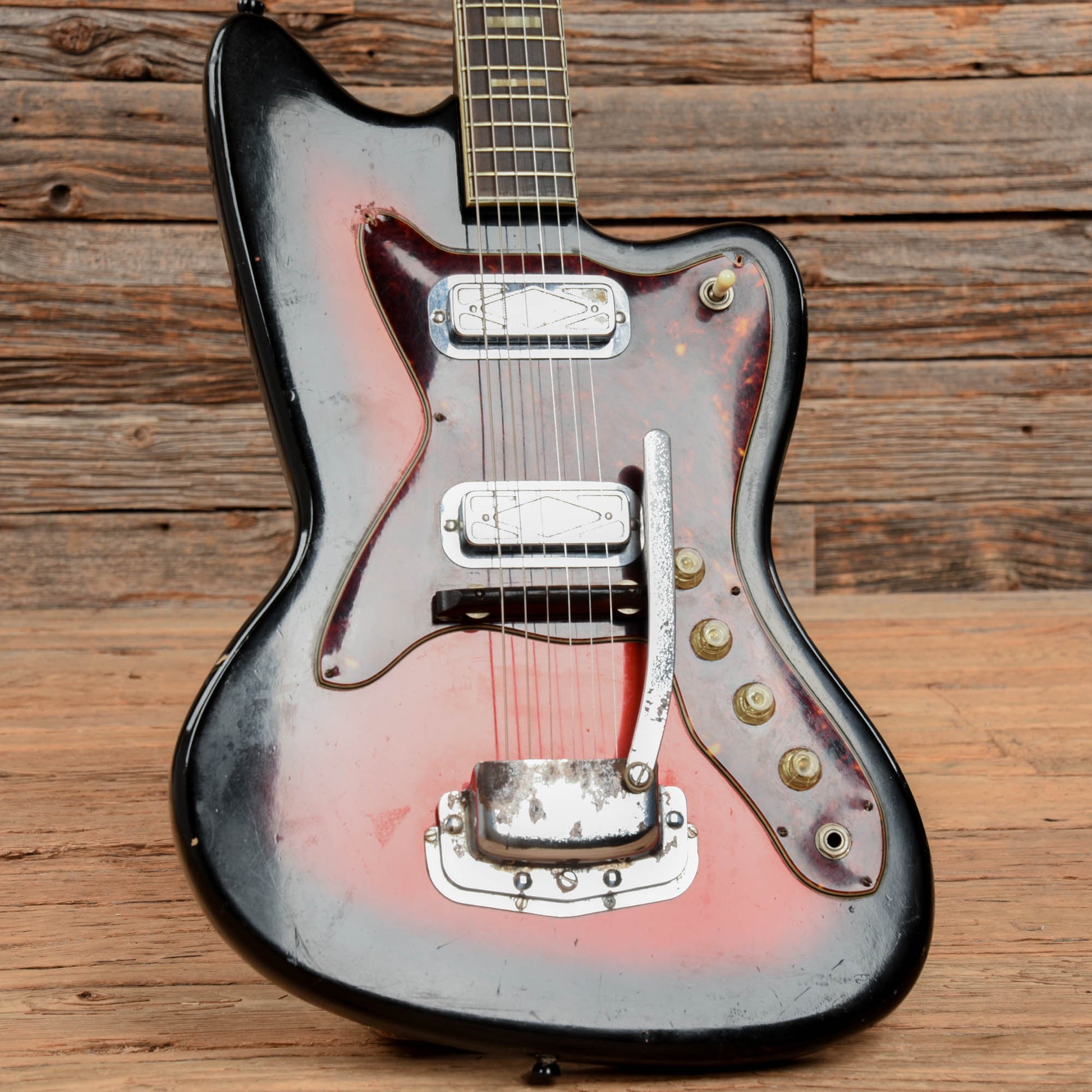 Silvertone 1478 Silhouette Red Burst 1960s Electric Guitars / Solid Body