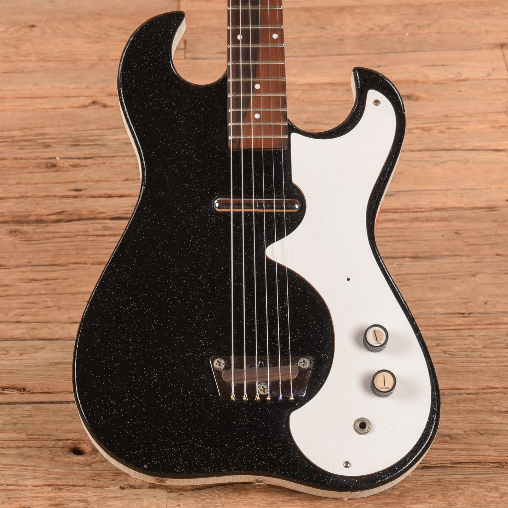 Silvertone Model 1448 w/ Amp in Case Black 1960s Electric Guitars / Solid Body