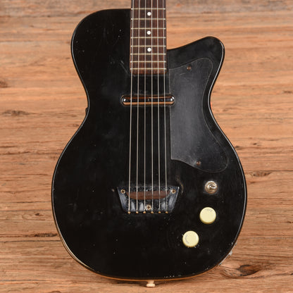 Silvertone Peanut Body Black 1960s Electric Guitars / Solid Body