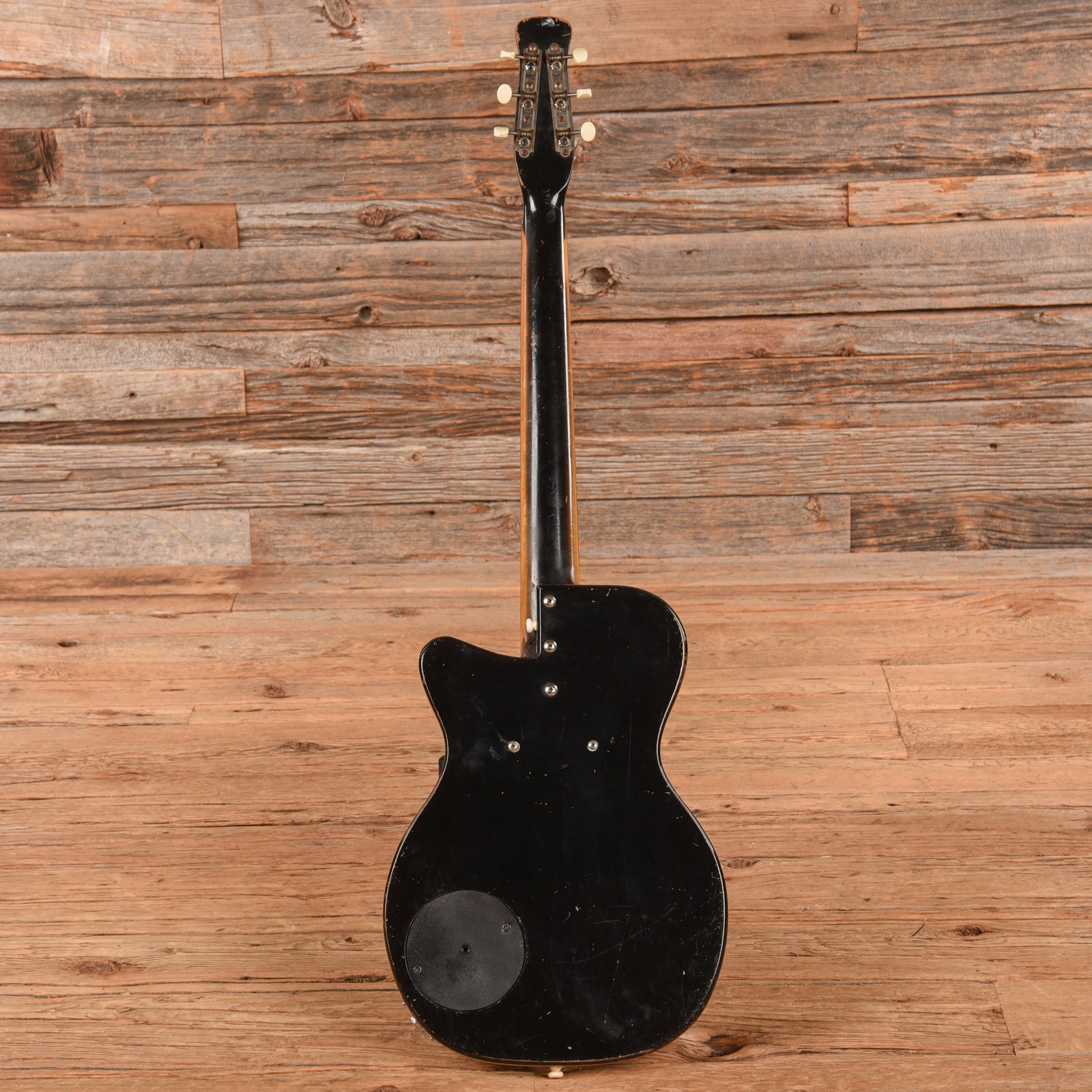 Silvertone Peanut Body Black 1960s Electric Guitars / Solid Body