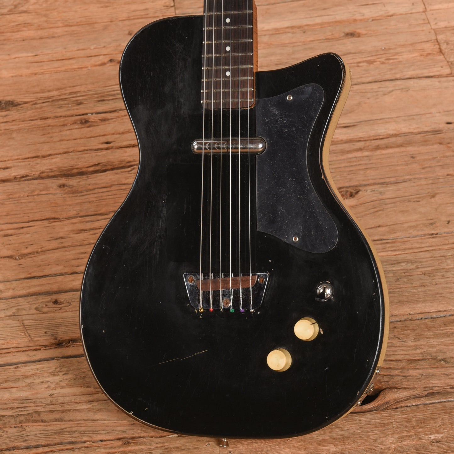 Silvertone U1 Black - Zac Brown