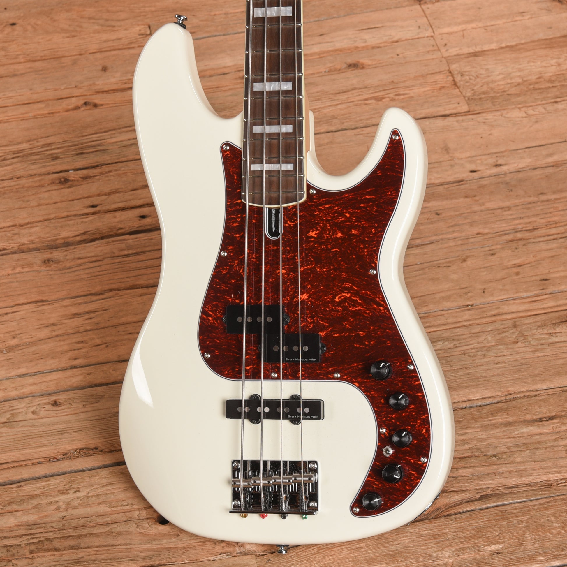 Sire 2nd Gen P7 White 2025 Bass Guitars / 4-String