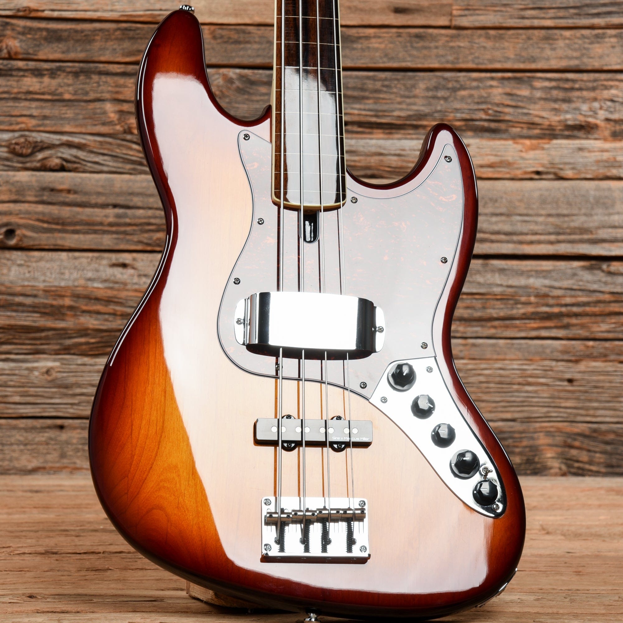 Sire 2nd Generation Marcus Miller V7 Fretless Sunburst 2021 Bass Guitars / 4-String