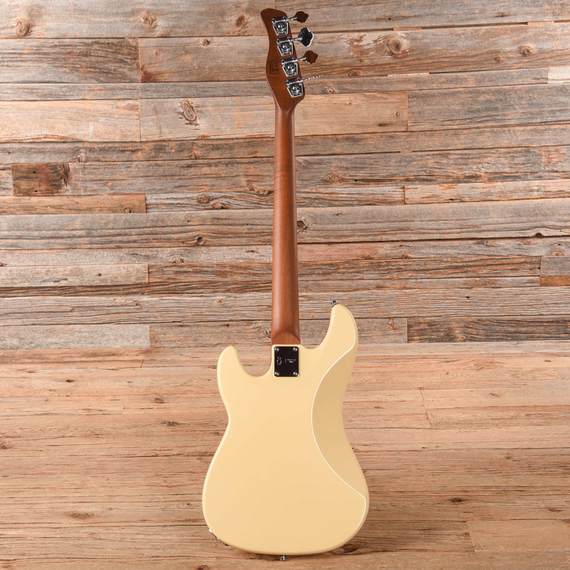 Sire Marcus Miller D5 Vintage White 2023 Bass Guitars / 4-String