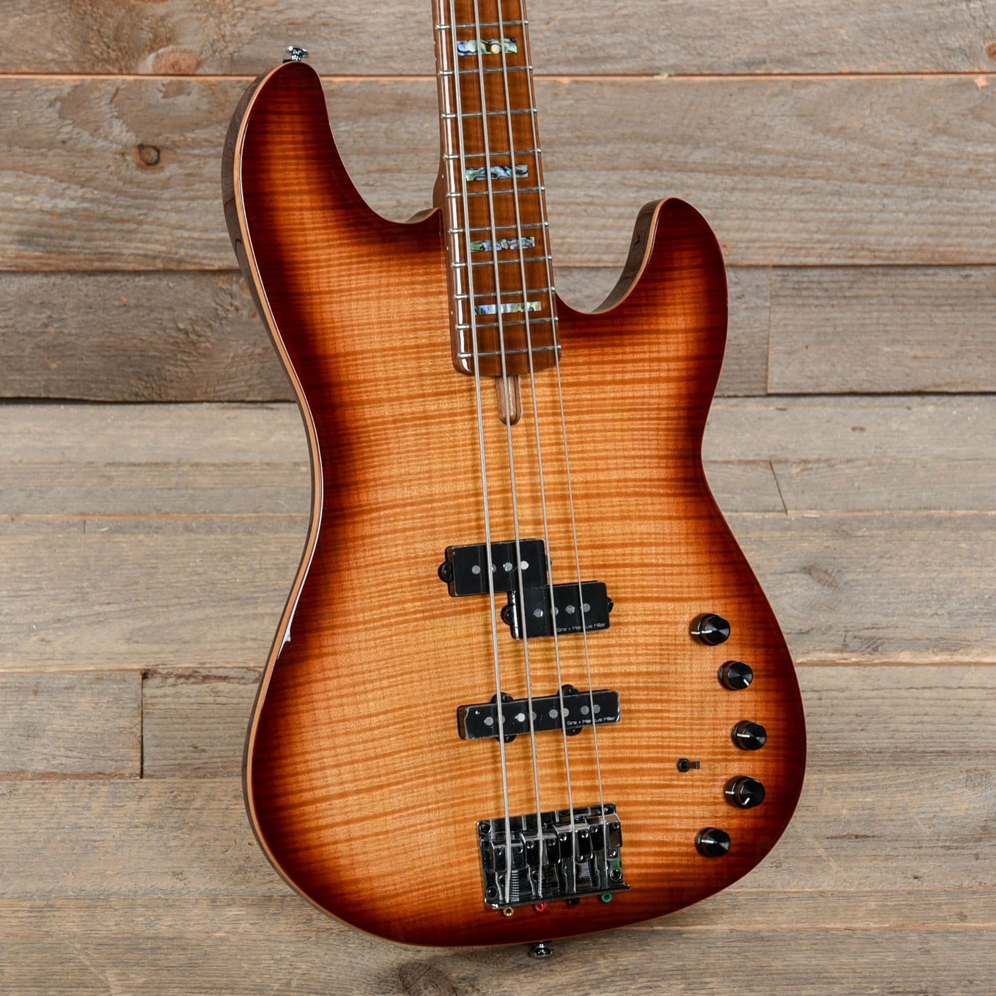 Sire Marcus Miller P10 Alder 4-String Tobacco Sunburst (2nd Gen) Bass Guitars / 4-String