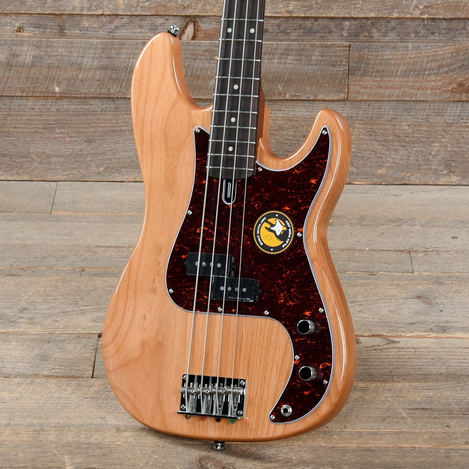 Sire Marcus Miller P5R Alder 4-String Natural Bass Guitars / 4-String