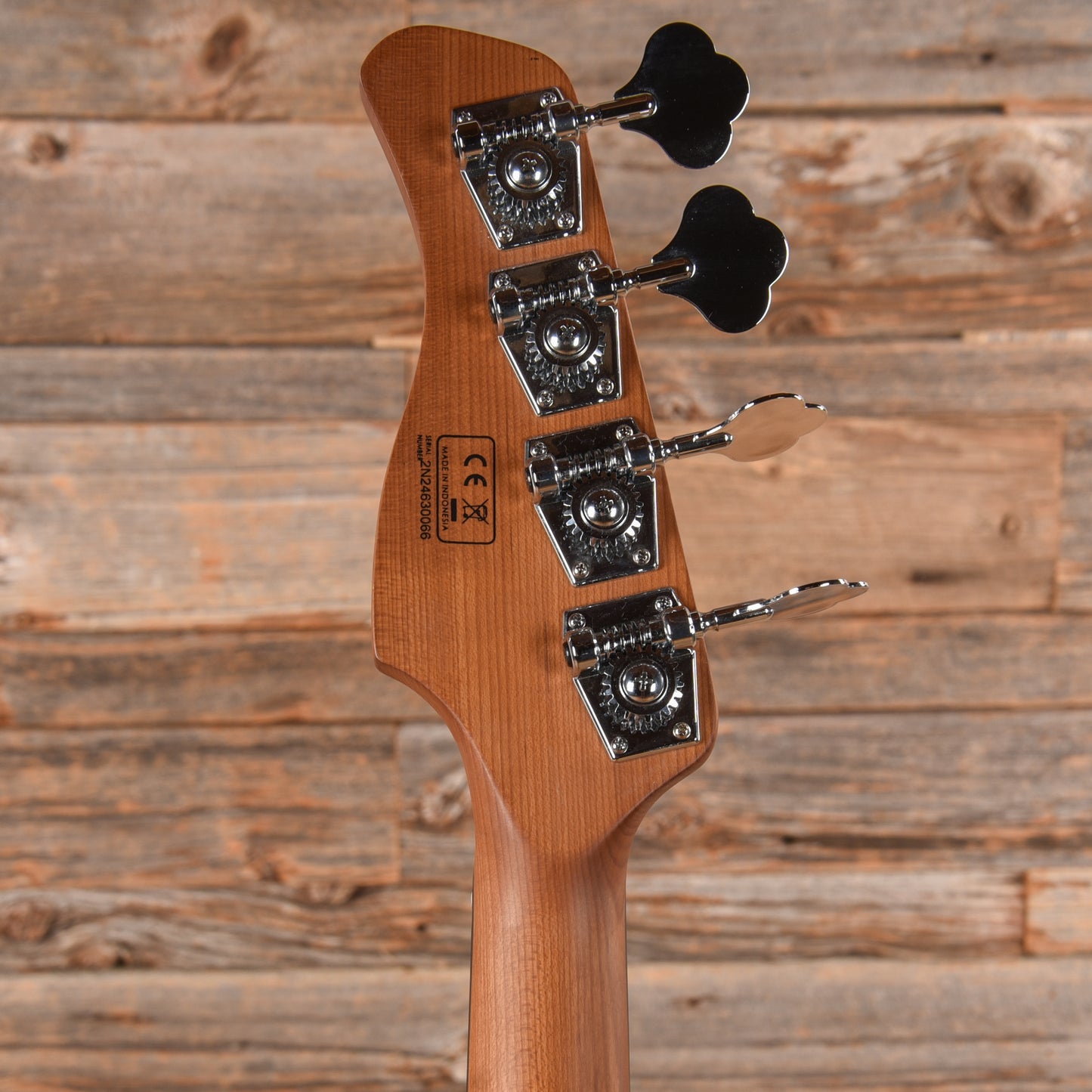 Sire Marcus Miller P5R Natural 2024 Bass Guitars / 4-String