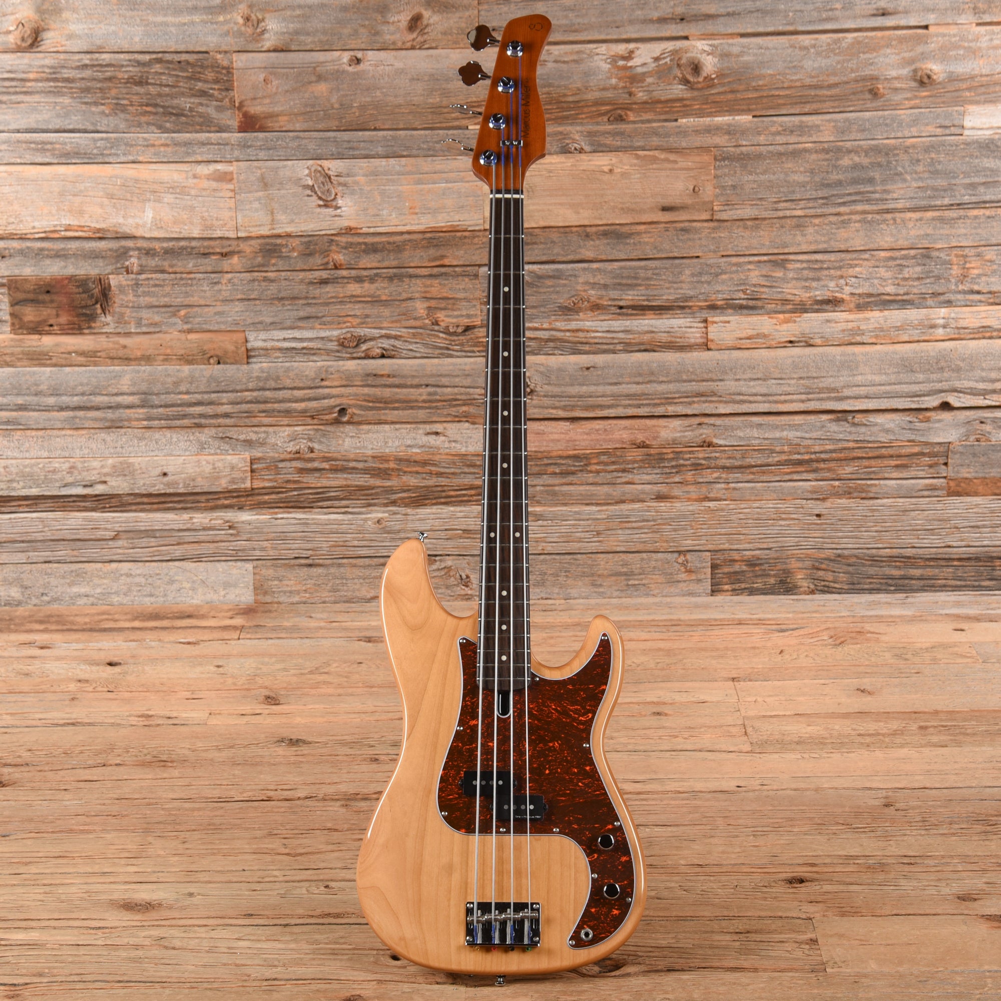 Sire Marcus Miller P5R Natural 2024 Bass Guitars / 4-String