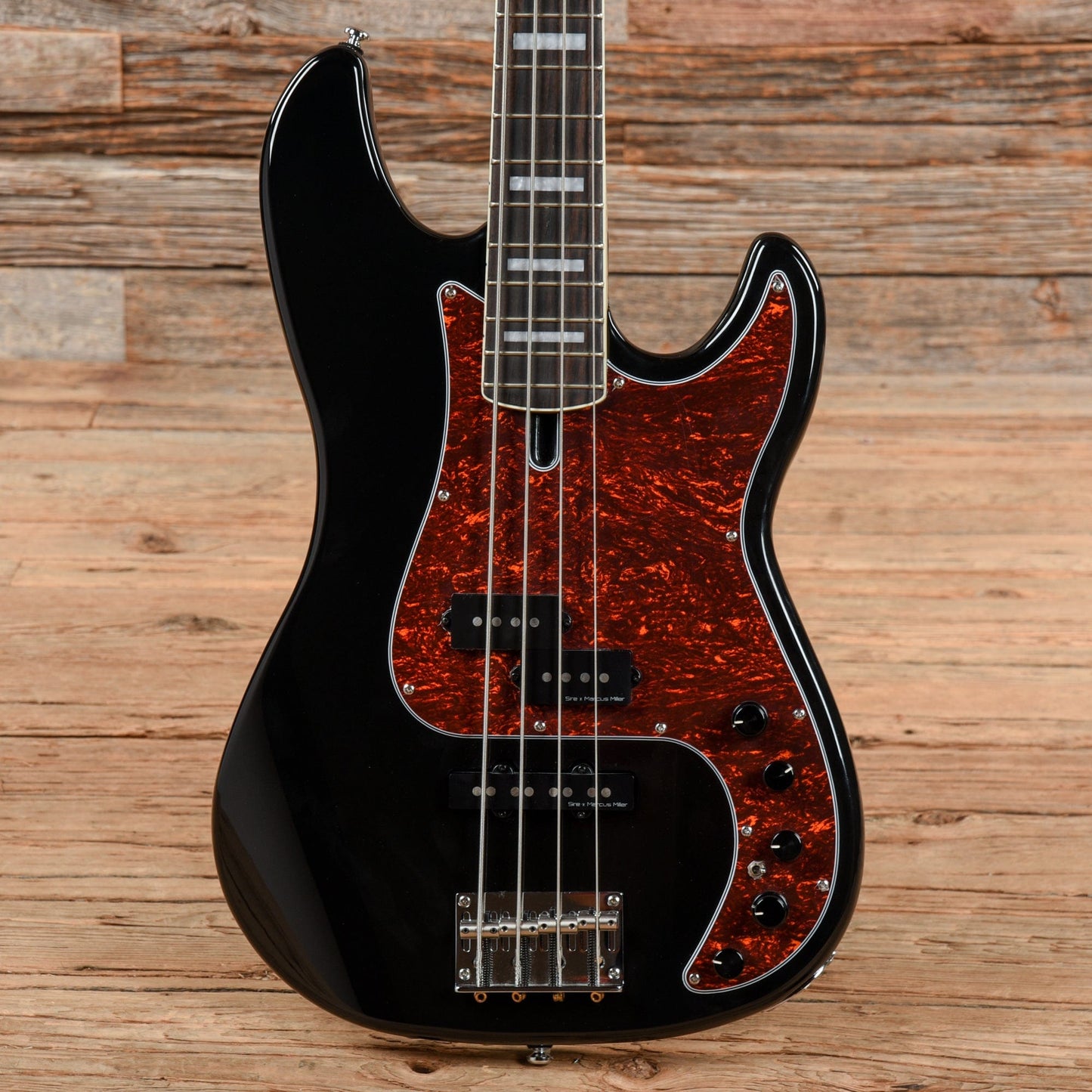 Sire Marcus Miller P7 Black Bass Guitars / 4-String