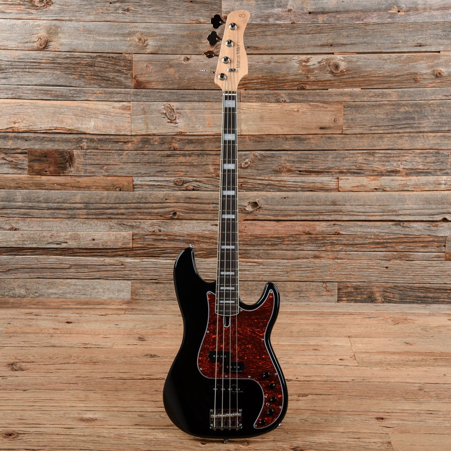 Sire Marcus Miller P7 Black Bass Guitars / 4-String