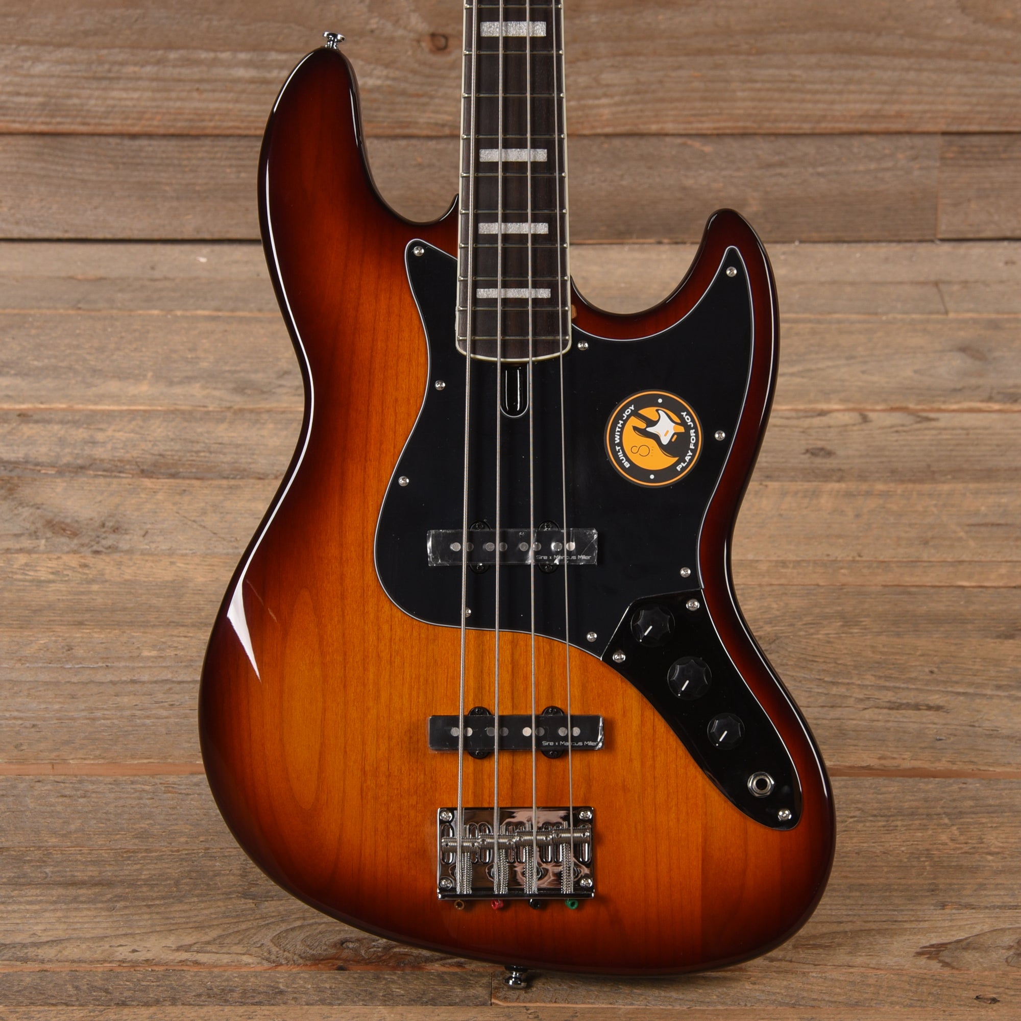Sire Marcus Miller V5R Alder 4-String Tobacco Sunburst Bass Guitars / 4-String
