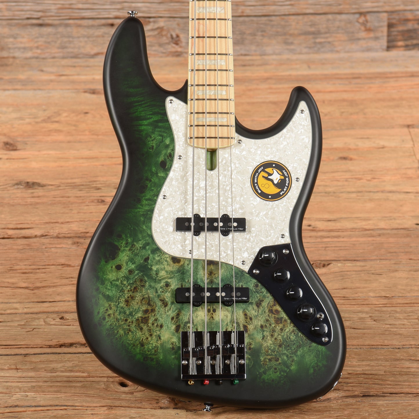 Sire Marcus Miller V7 4-String Swamp Ash/Poplar Reissue Transparent Green Satin Bass Guitars / 4-String