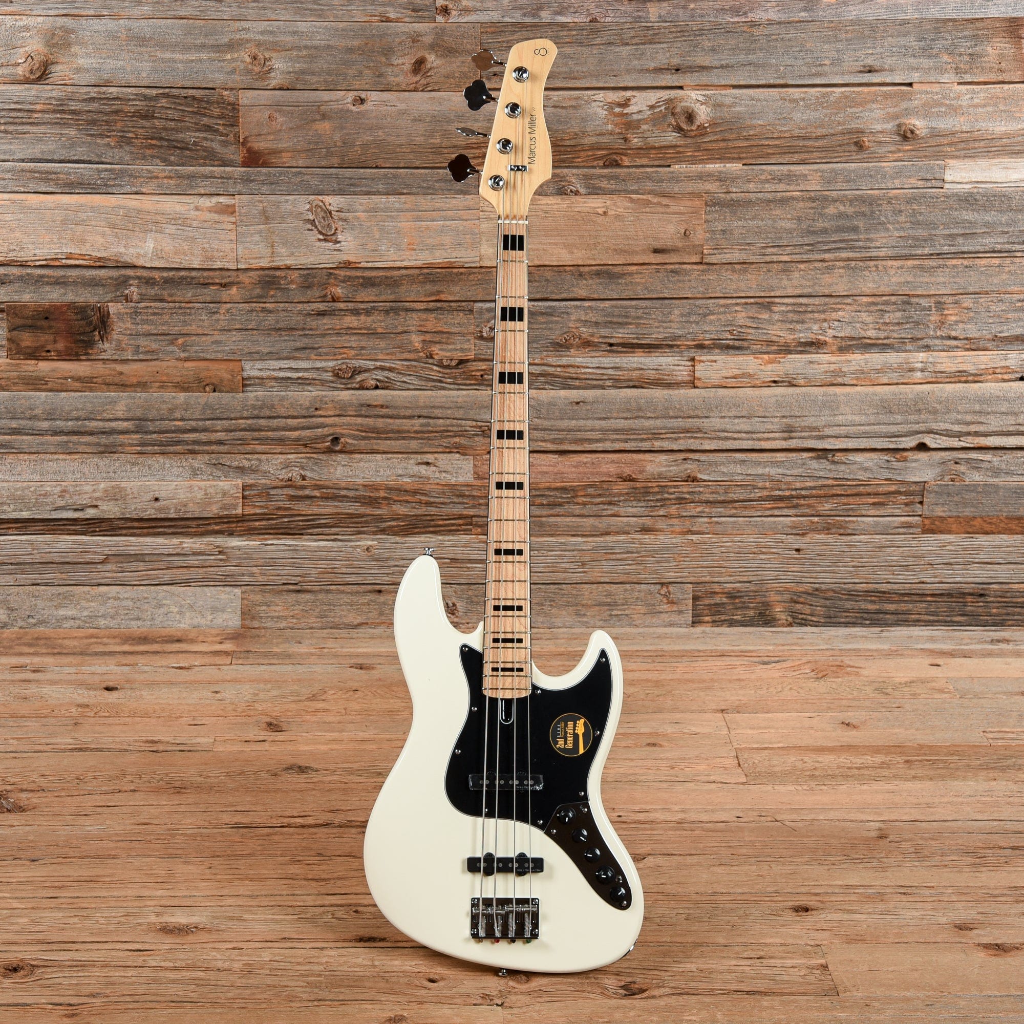 Sire Marcus Miller V7 Vintage Alder 4-String Antique White (2nd