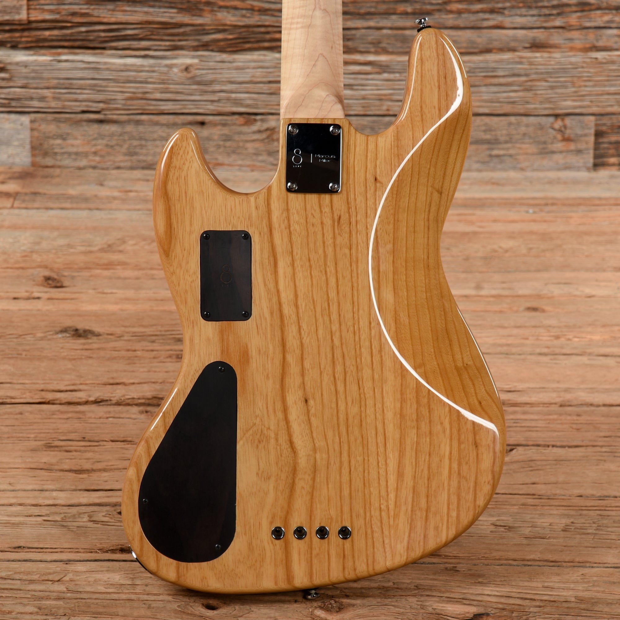 Sire Marcus Miller V9 Swamp Ash/Quilted Maple 4-String Natural (2nd Gen) Bass Guitars / 4-String