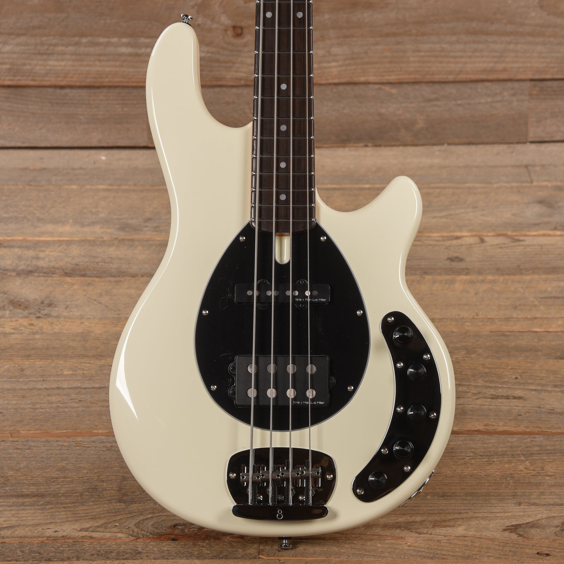 Sire Marcus Miller Z7 4-String Antique White Bass Guitars / 4-String