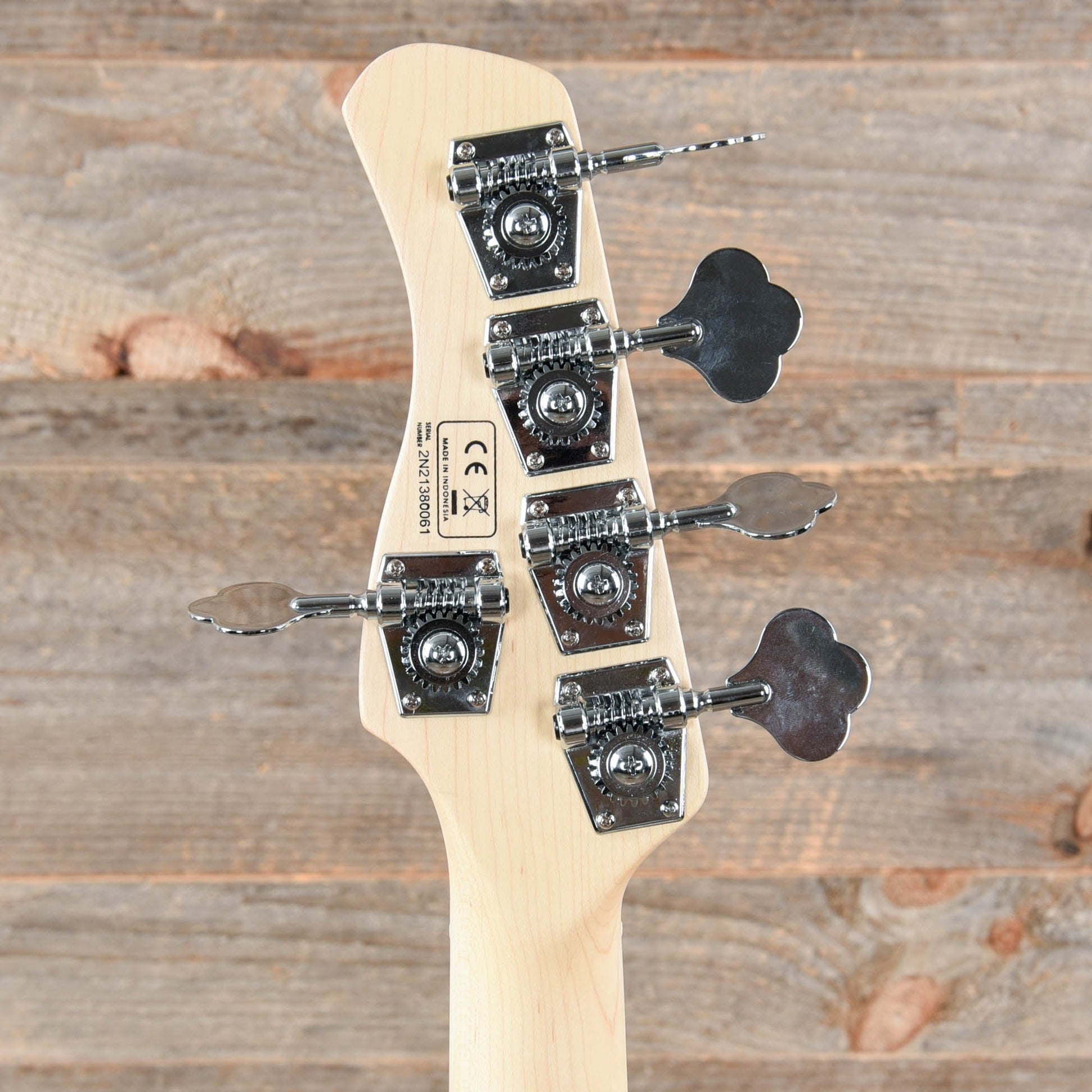 Sire Marcus Miller P7 Swamp Ash 5-String White Blonde (2nd Gen) Bass Guitars / 5-String or More