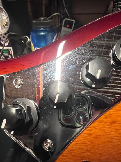 Sire Marcus Miller V3 5-String Tobacco Sunburst (2nd Gen) Bass Guitars / 5-String or More